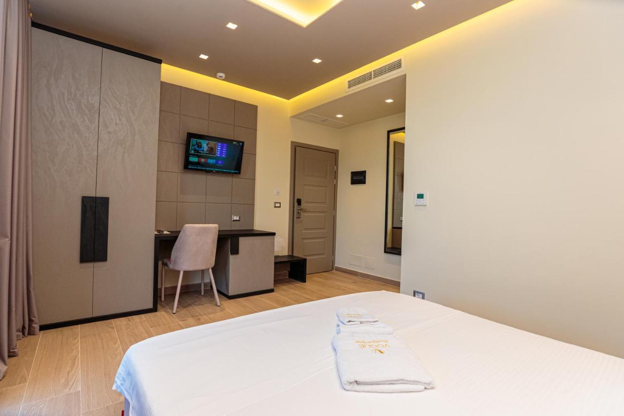 Vogue Boutique Hotel Vlorë Exteriör bild